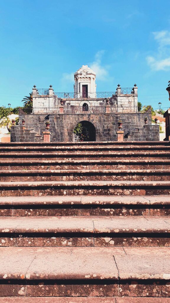 Mausoleo del Marquesado de la Quinta Roja