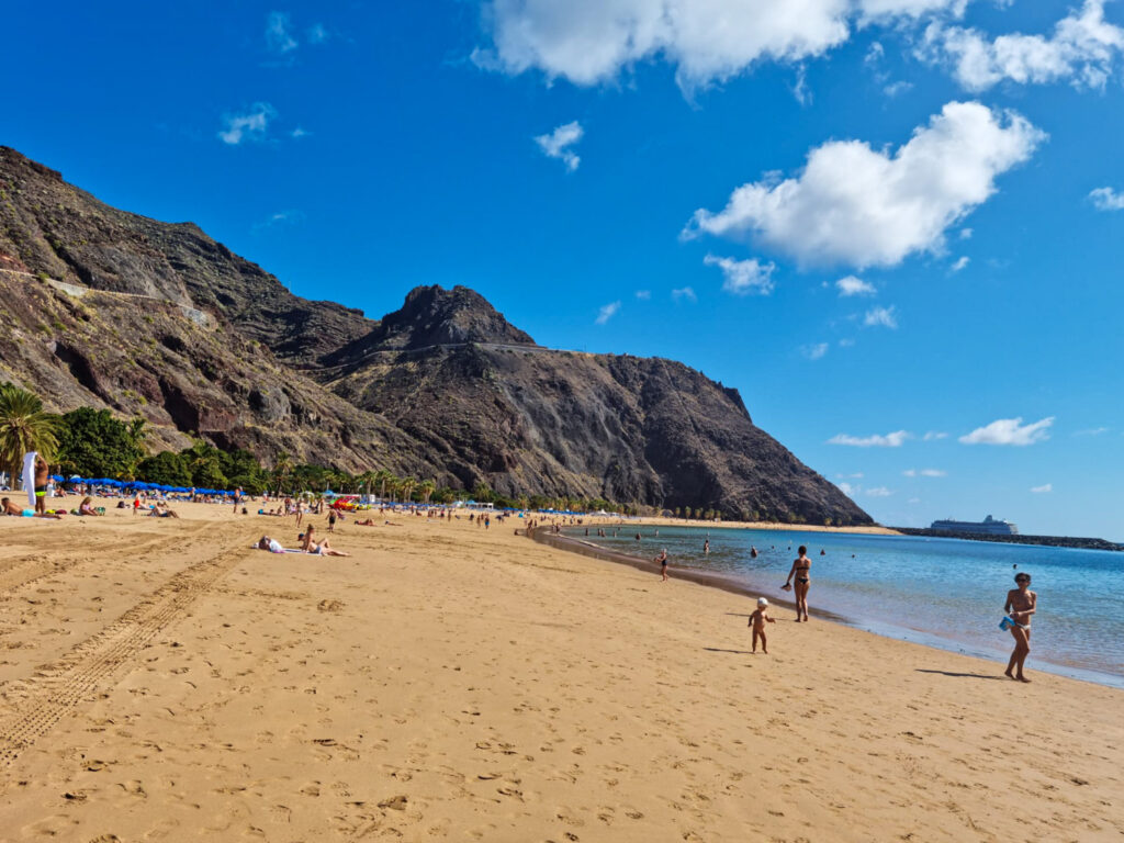 Playa de Las Teresitas